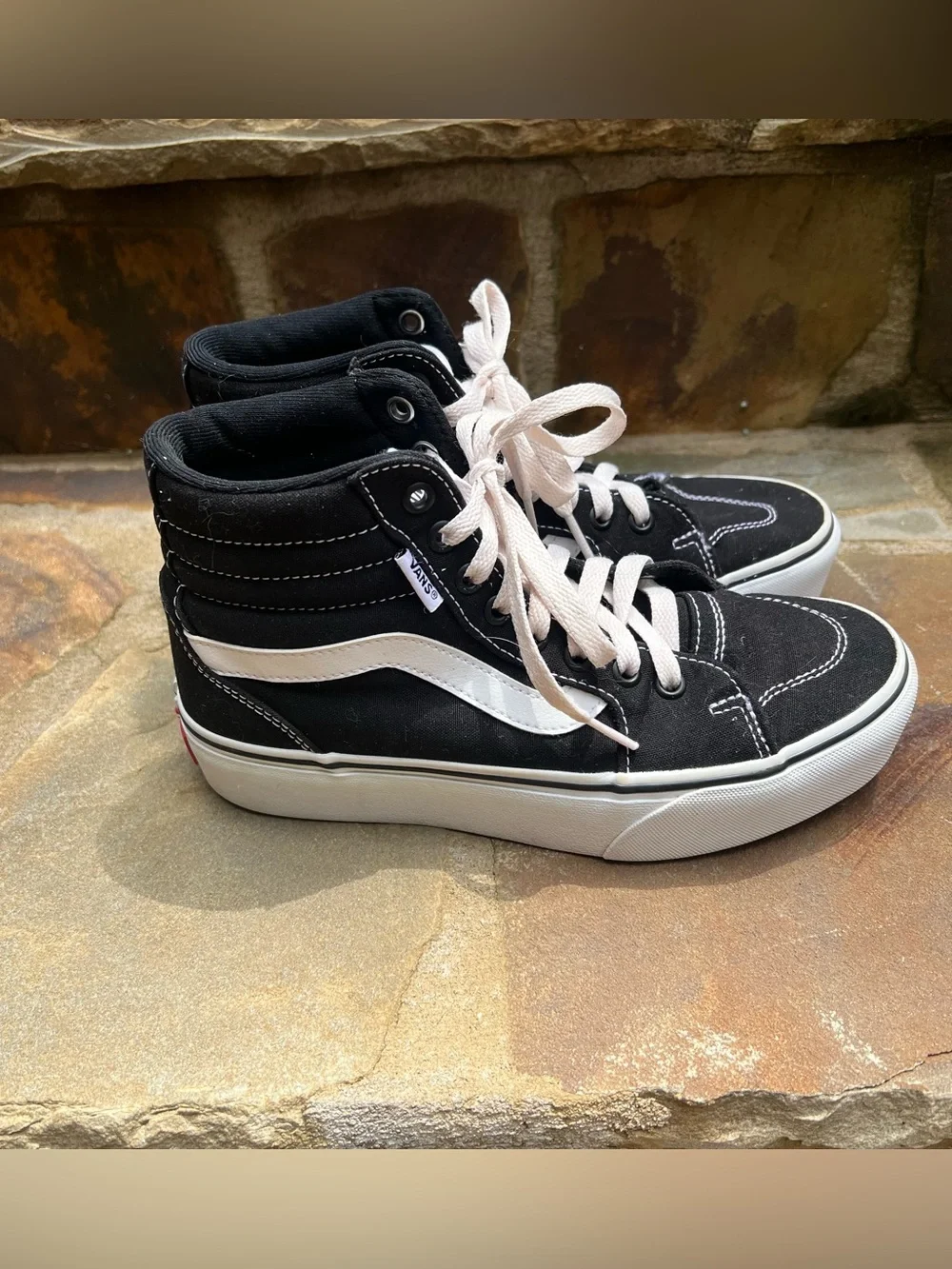 Vans SK-8 Women’s Size 7 Black & White High-Top Skate Sneakers